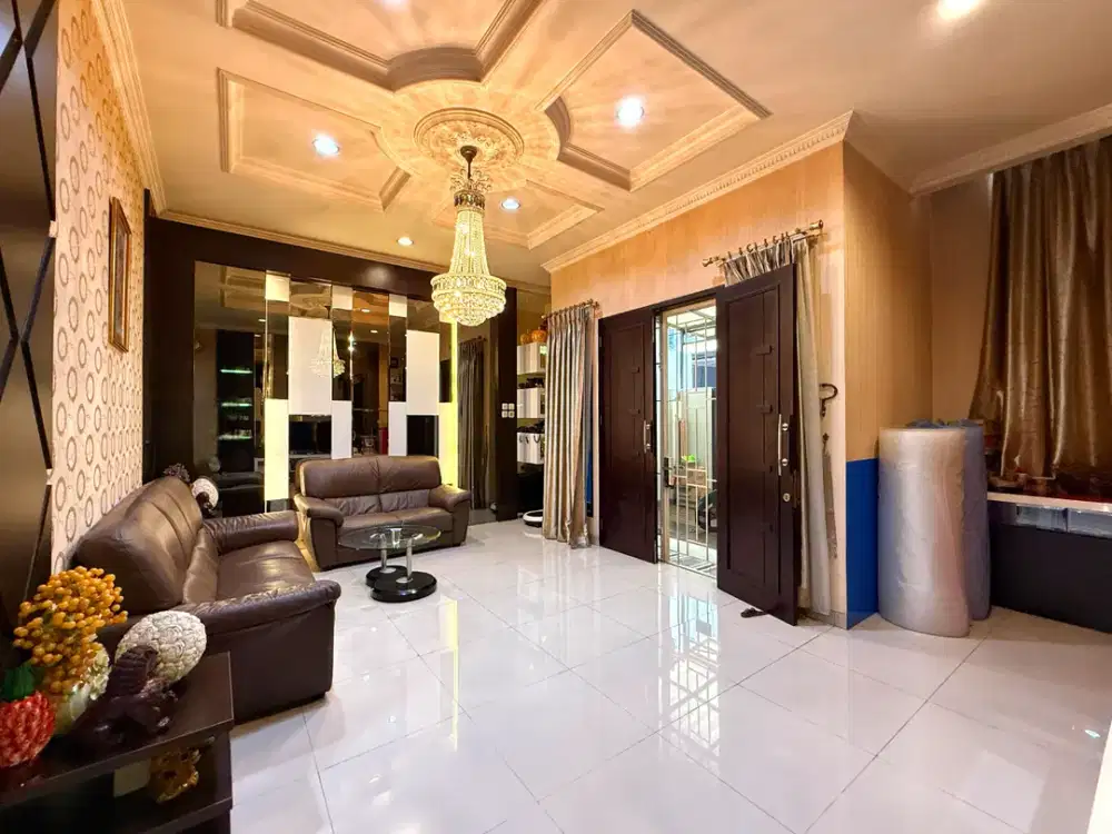Di Jual Rumah Mewah Full Furnish di Tomang, Jakarta Barat