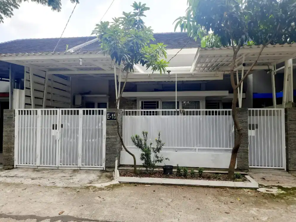 Jual cepat rumah terawat LT/LB 128/75 Palembang Kota