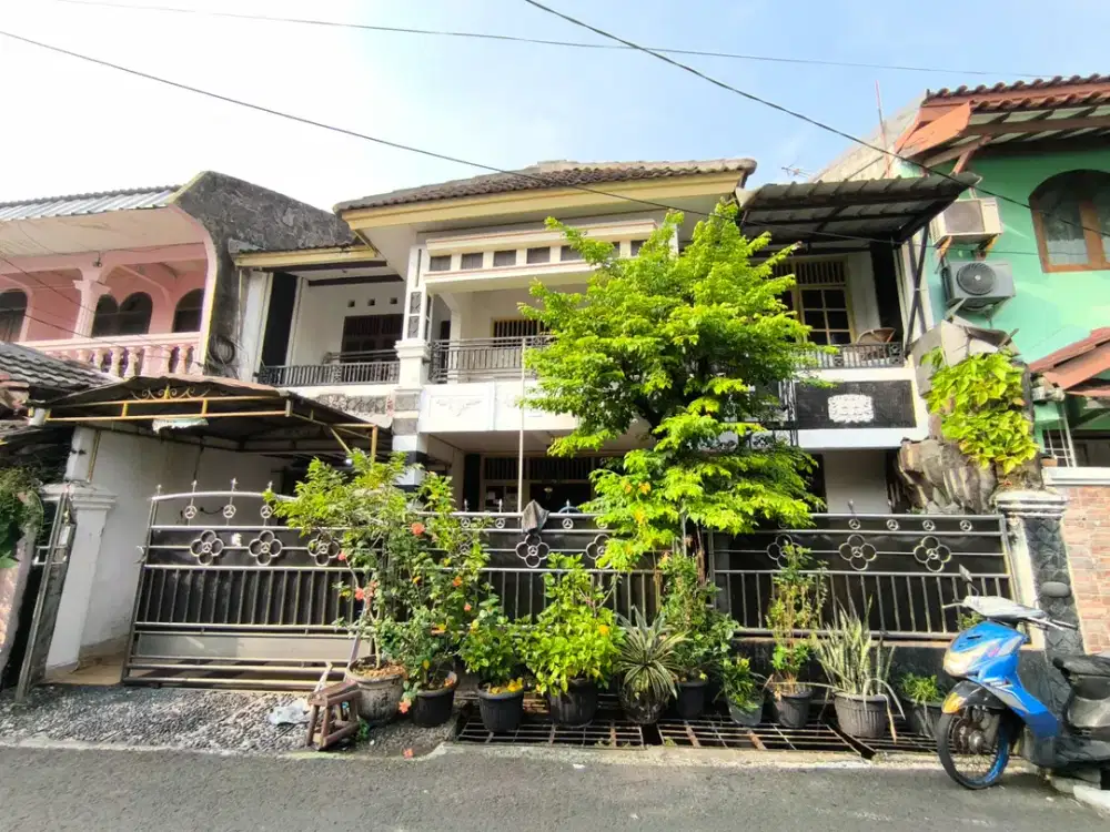 Rumah Di Utan Kayu Selatan 2 Lantai Strategis Ke Mana Mana