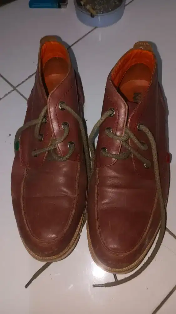 Sepatu Pria (BU)