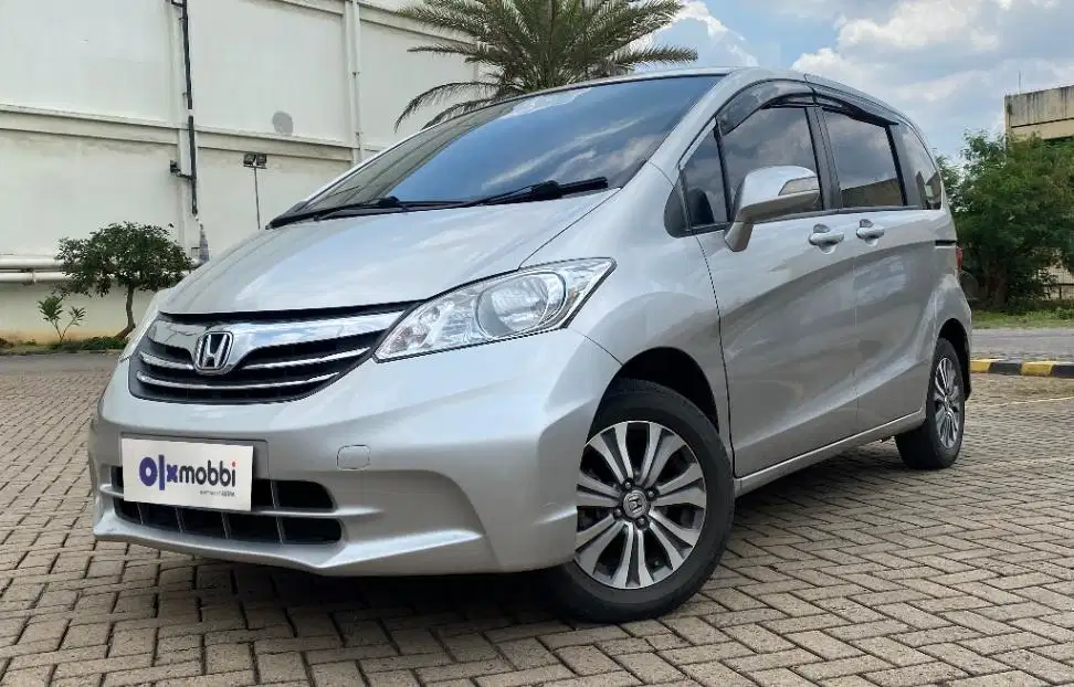 TDP 5,JT Honda Freed 1.5 S Bensin-AT Abu 2011