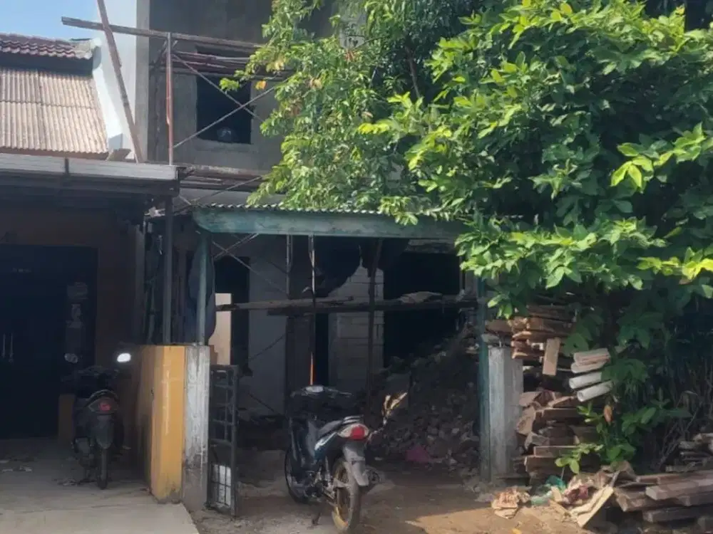 Dijual Rumah SHM 2 Lantai Full Renov di Sektor 1C, Gading Serpong, Tangerang