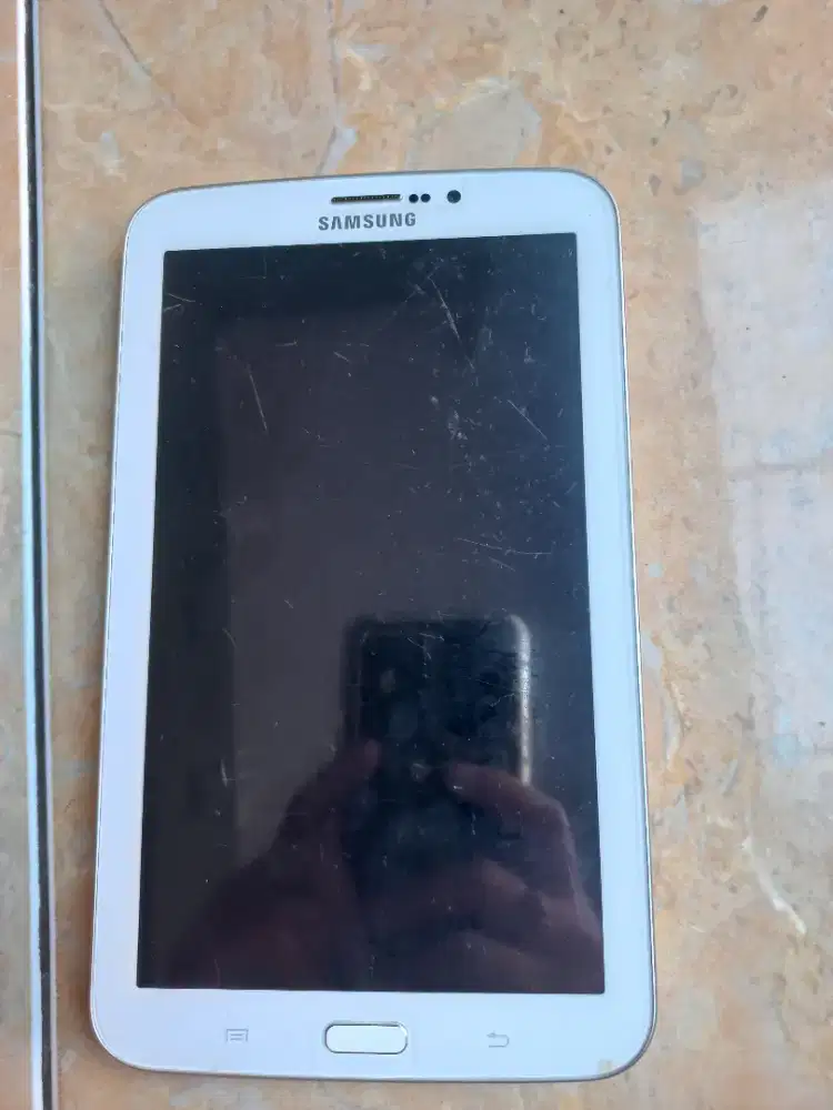 SAMSUNG TAB 3 7