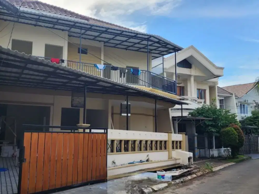 Dijual Rumah SHM 2 Lantai Full Renov di Villa Melati Mas, Serpong, Tangerang