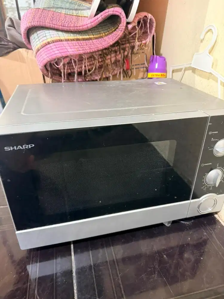 Microwave sharp jarang dipake masih bagus fungsi