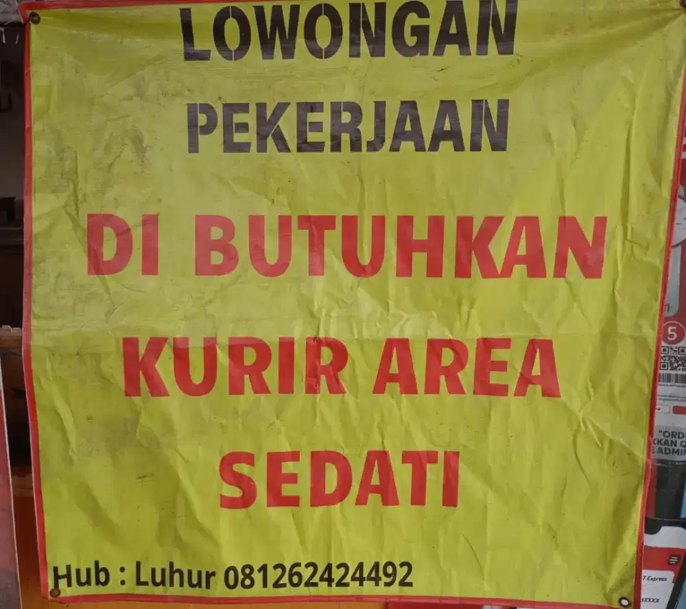 Loker kurir jnt area sedati saja area kecil paket banyak