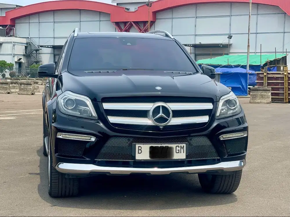 MERCEDES-BENZ GL500 AT HITAM 2014