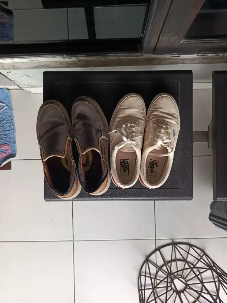 [COMBO HEMAT] Vans Era & Skechers Slip-On - Like New Original