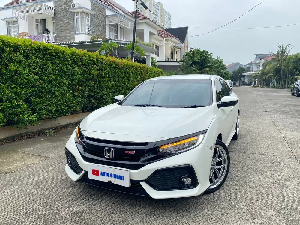 Honda Civic E HB AT MATIC 2017 BAGUS TERMURAH