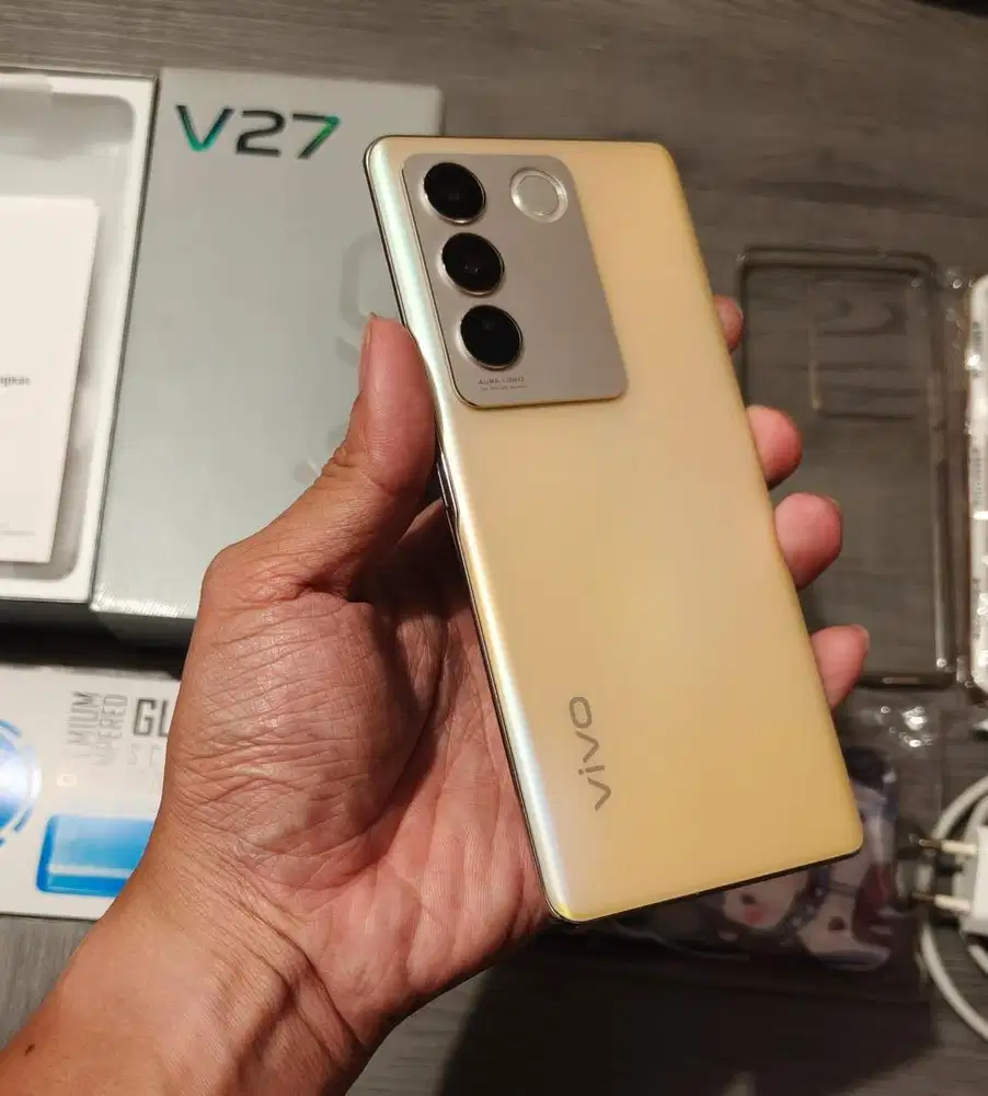Vivo v27 5g 8/256gb mulus lengkap full original