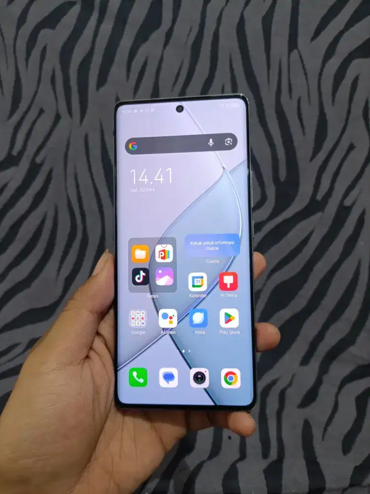 Tecno spark 20 pro plus 8+8/256gb