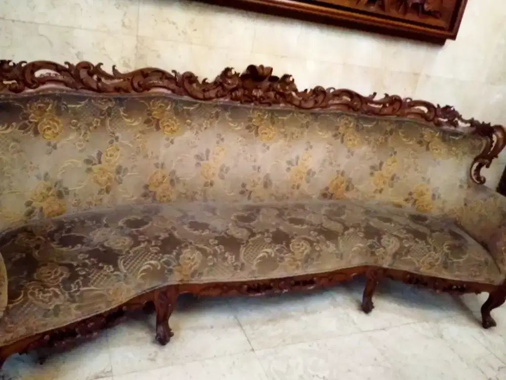 Jasa cuci kasur dan sopa