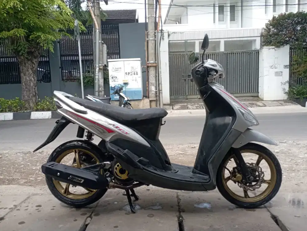 Yamaha Mio Sporty 2010 Jos komplit Murmer