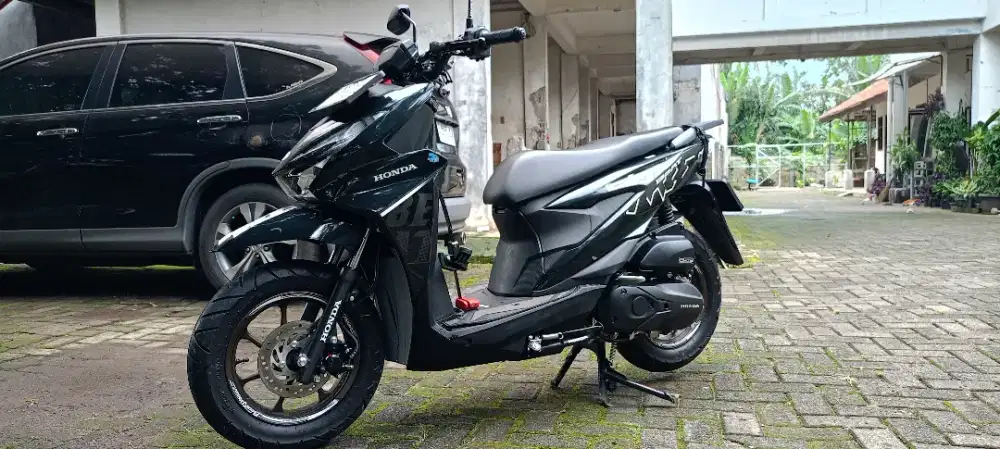 Honda Beat Streat 06-2025