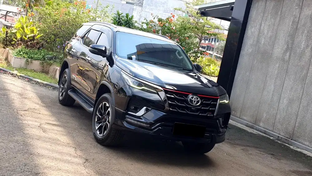 Toyota Fortuner 2.4 VRZ TRD Sportivo Diesel 2020