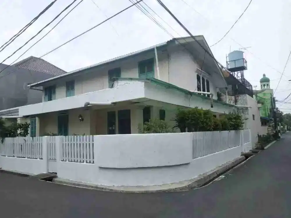 Rumah Luas Rawamangun Jakarta Timur