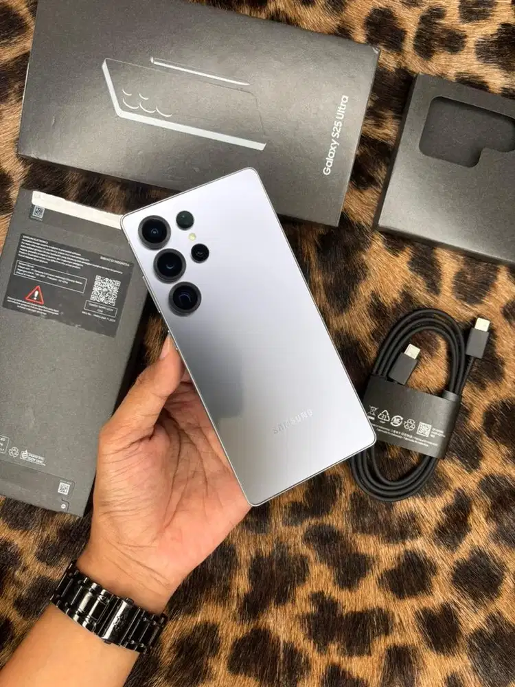 Galaxy S25 Ultra 12/256GB Resmi (Gray)