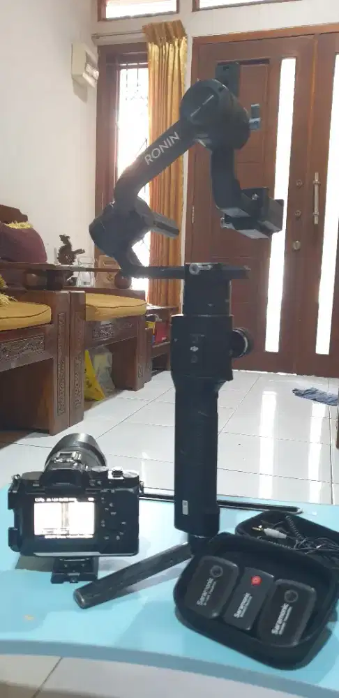 DJI Ronin S, Gimbal Stabilizer Normal Dan Terawat