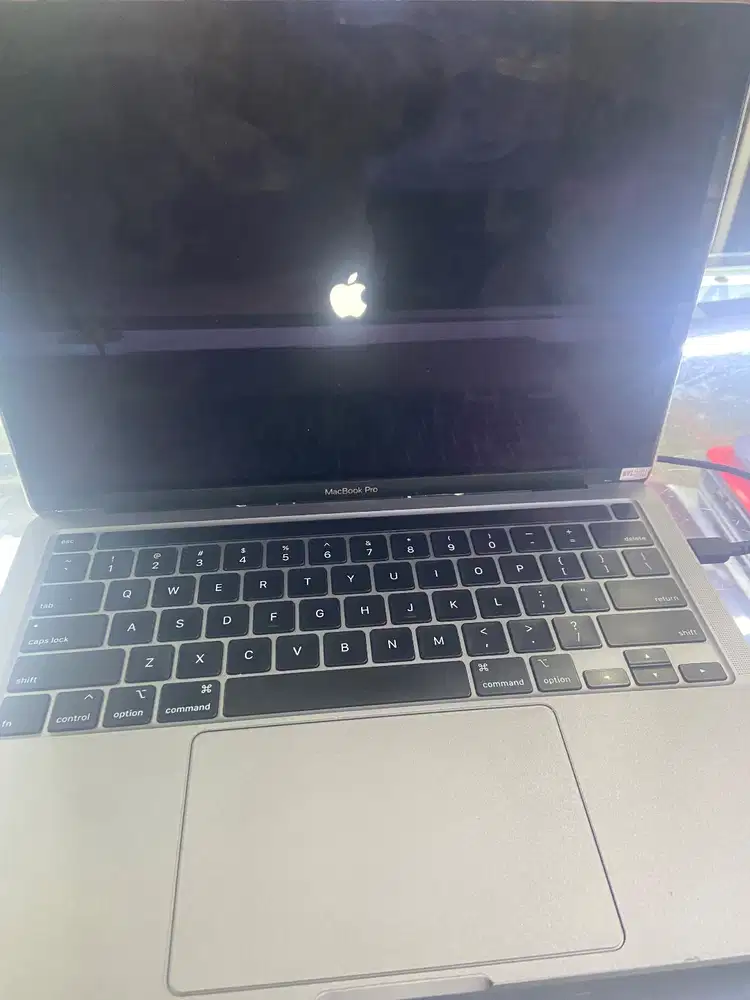 LCD MACBOOK PRO 2020
