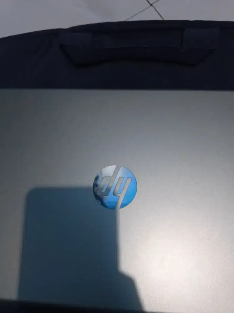 jual bu/nyari tt,bt iphone. laptop hp AMD ryzen 3