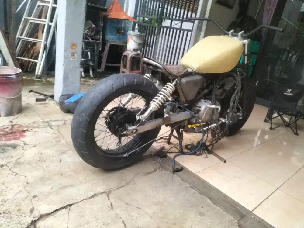 Motor custom bebas request