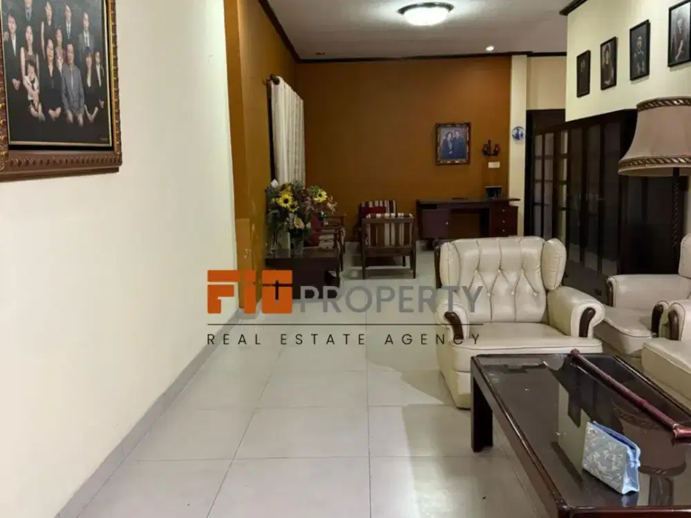 DI JUAL RUMAH SULTAN DI JALAN HASANUDIN