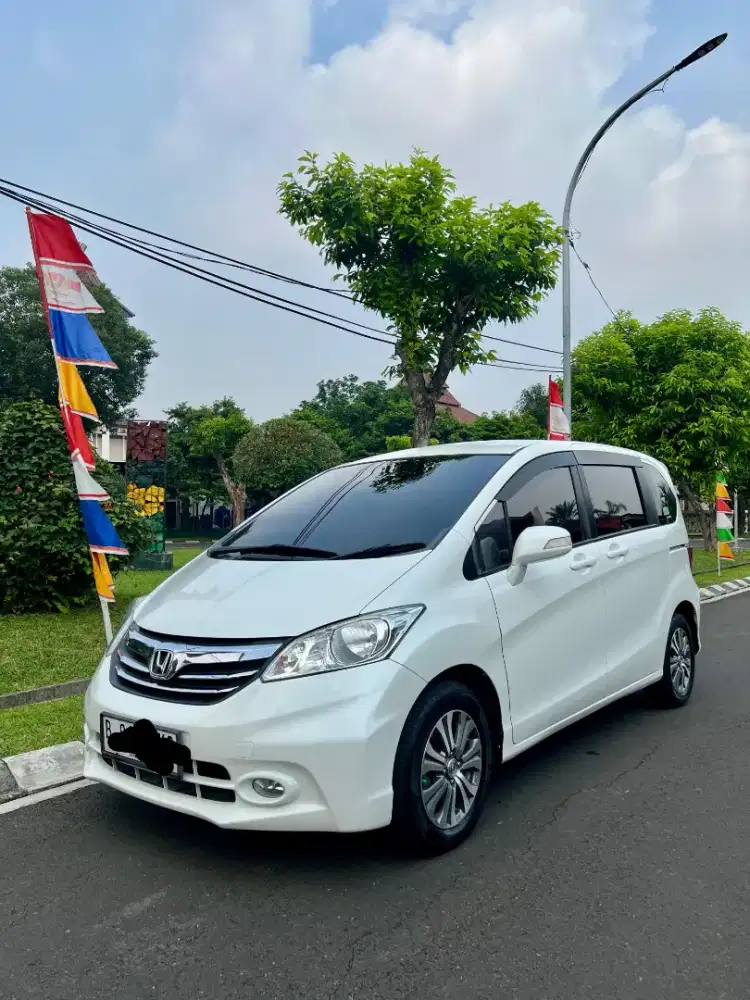 HONDA FREED 2013 FACELIFT