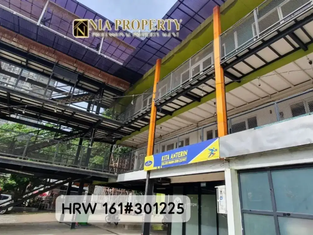 Disewakan Bangunan 3 Lantai & Roof Top, Berhalaman Luas di Jl. Jambore Belakang Trans Park Cibubur