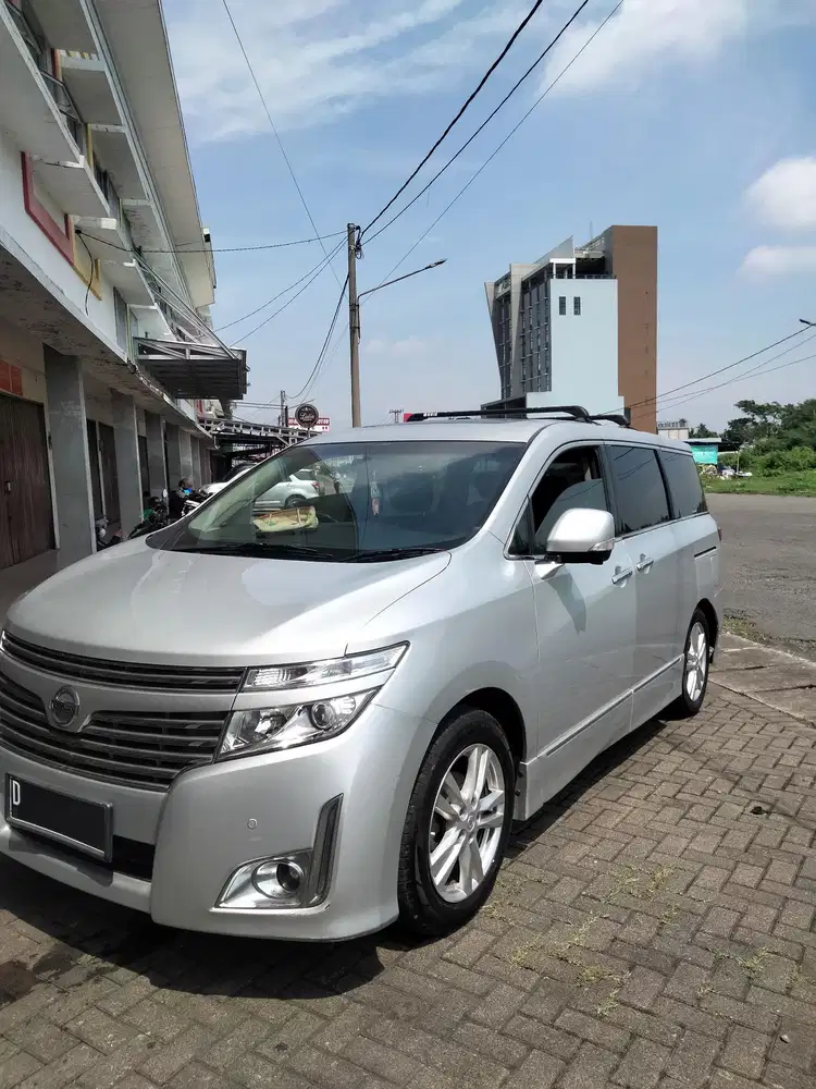 Nissan Elgrand 2011 Bensin