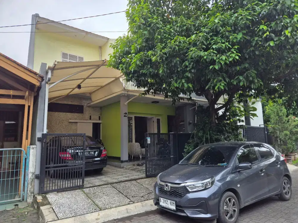 Rmh bagus 2lt, lt 116, 3kt semi furnished design modern @ jl Dahlia, Kemang Pratama 2, Bekasi, Siap huni