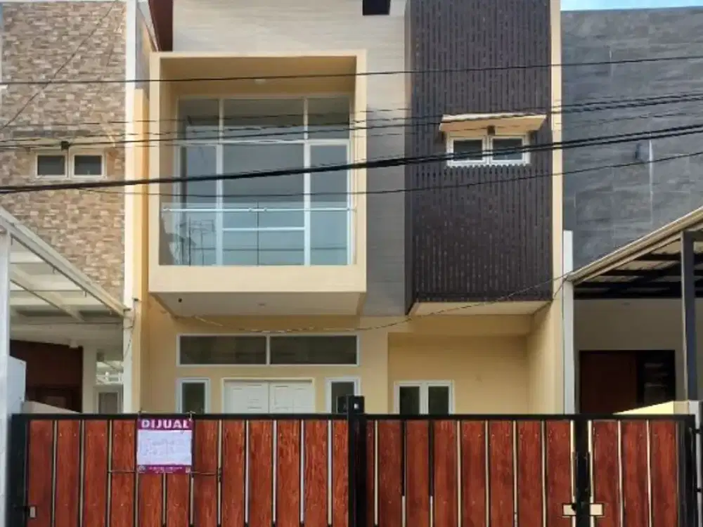 Rumah 2 Lantai, 129m2, SHM, Full Renovasi dan Siap Huni Di Kompleks Pelindo 2-Imperial Gading