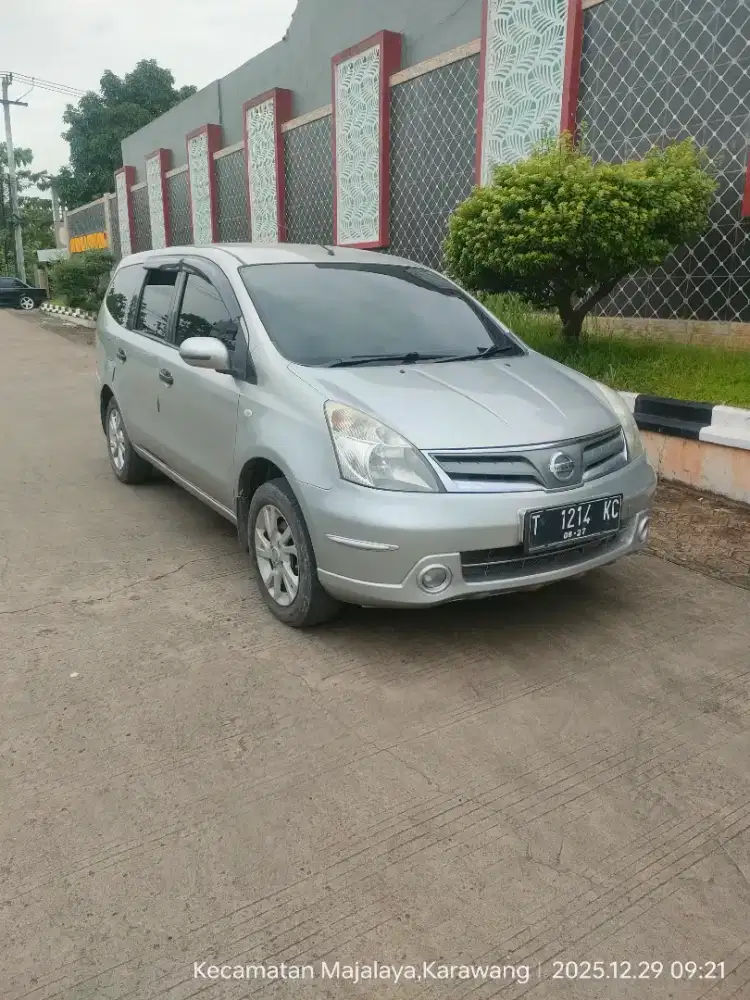 Nissan grand Livina SV metik 2012 pajak hidup panjang