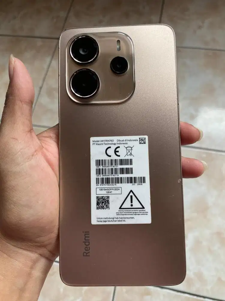 Di jual hp xiaomi redmi 14 8/256 gold