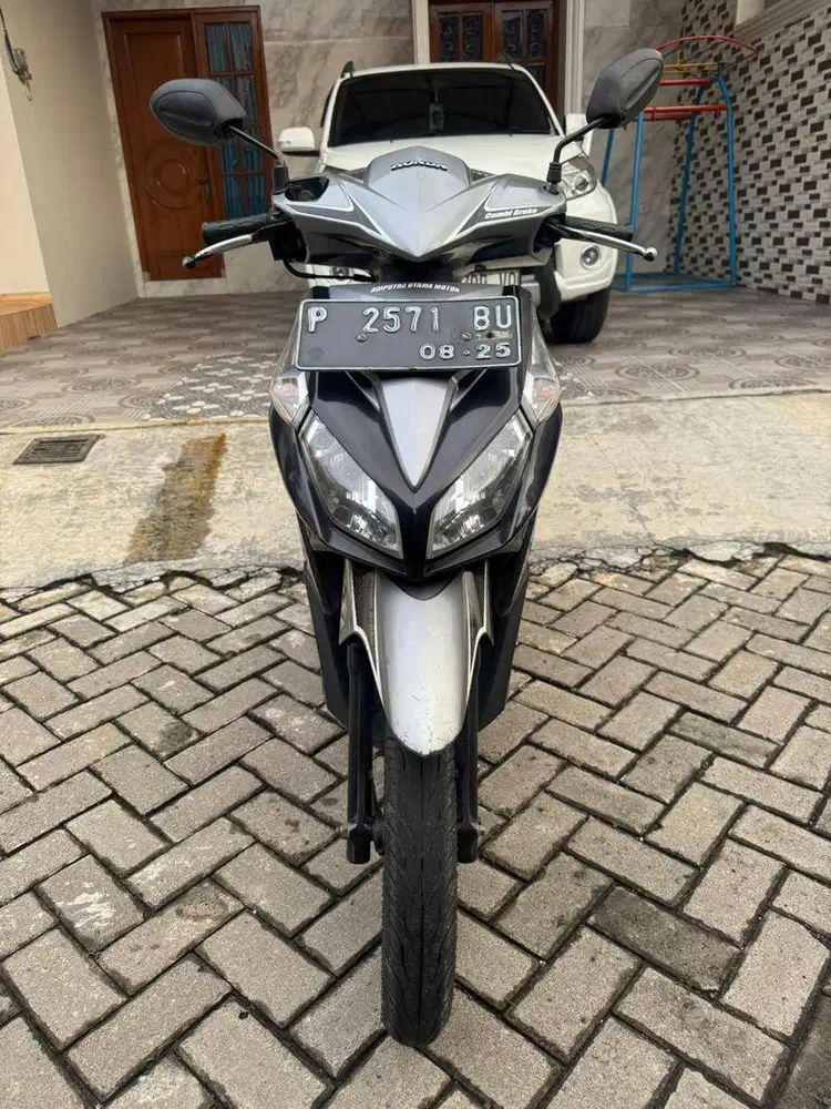 DIJUAL MOTOR VARI0 2010