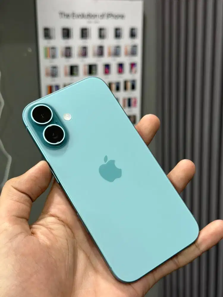 iPhone 16 256Gb iBox