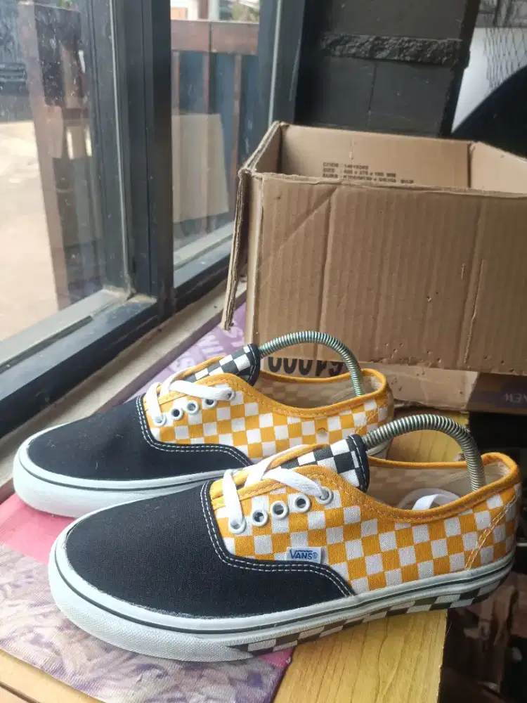 Vans Authentic SF Surf Check Black Sunflower