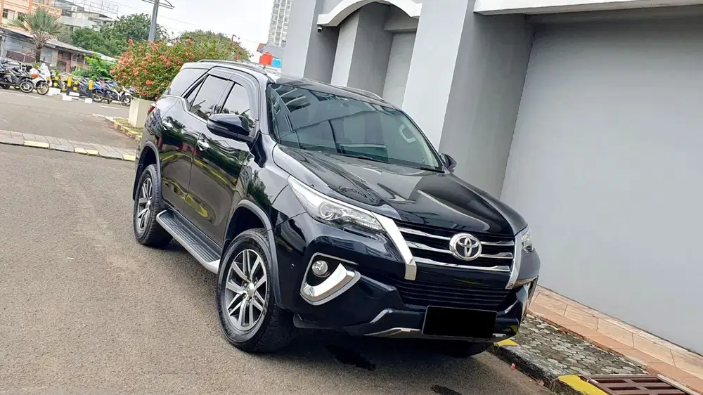 Toyota Fortuner 4x4 VRZ Diesel 2.4 AT 2019