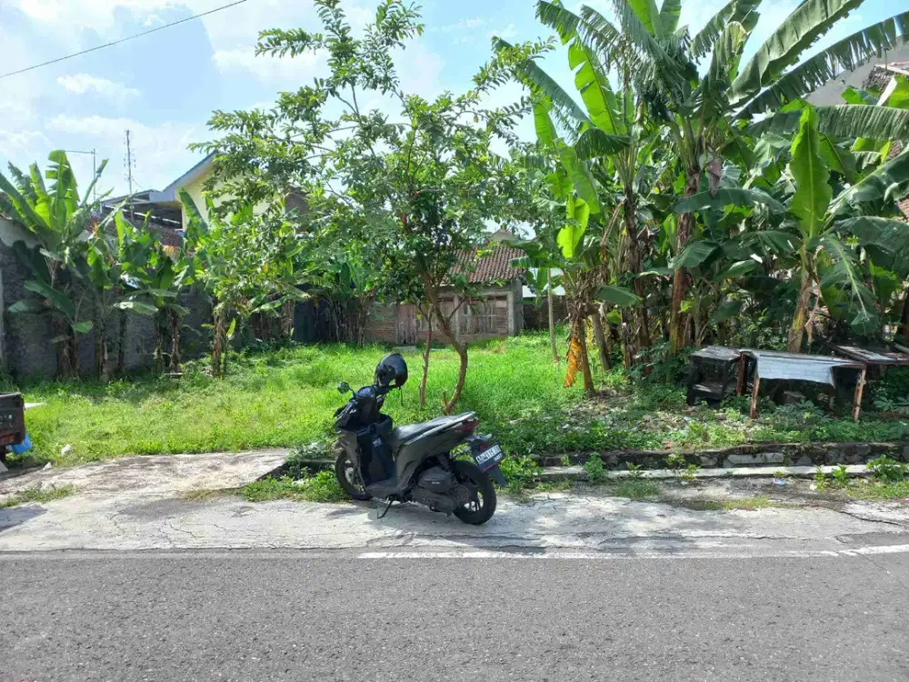 Dijual tanah pekarangan lokasi sumber dekat KPU solo