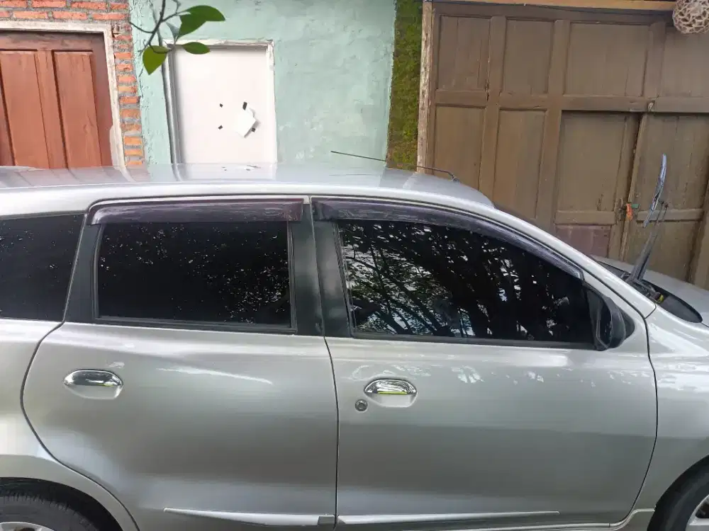 Sewa mobil termasuk driver jogja