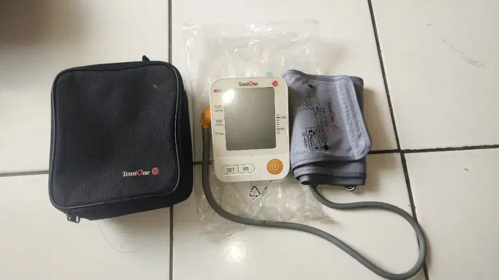 Tensimeter Digital Tensione 1A Onemed dengan suara bahasa Indonesia