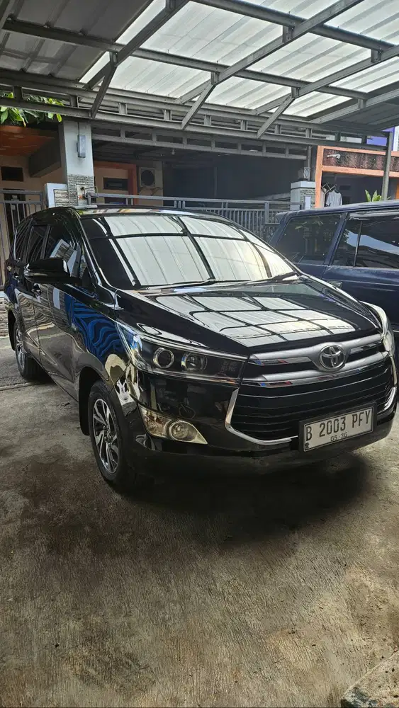 Toyota Kijang Innova 2.0 V Bensin AT Matic 2019 Hitam Metalik