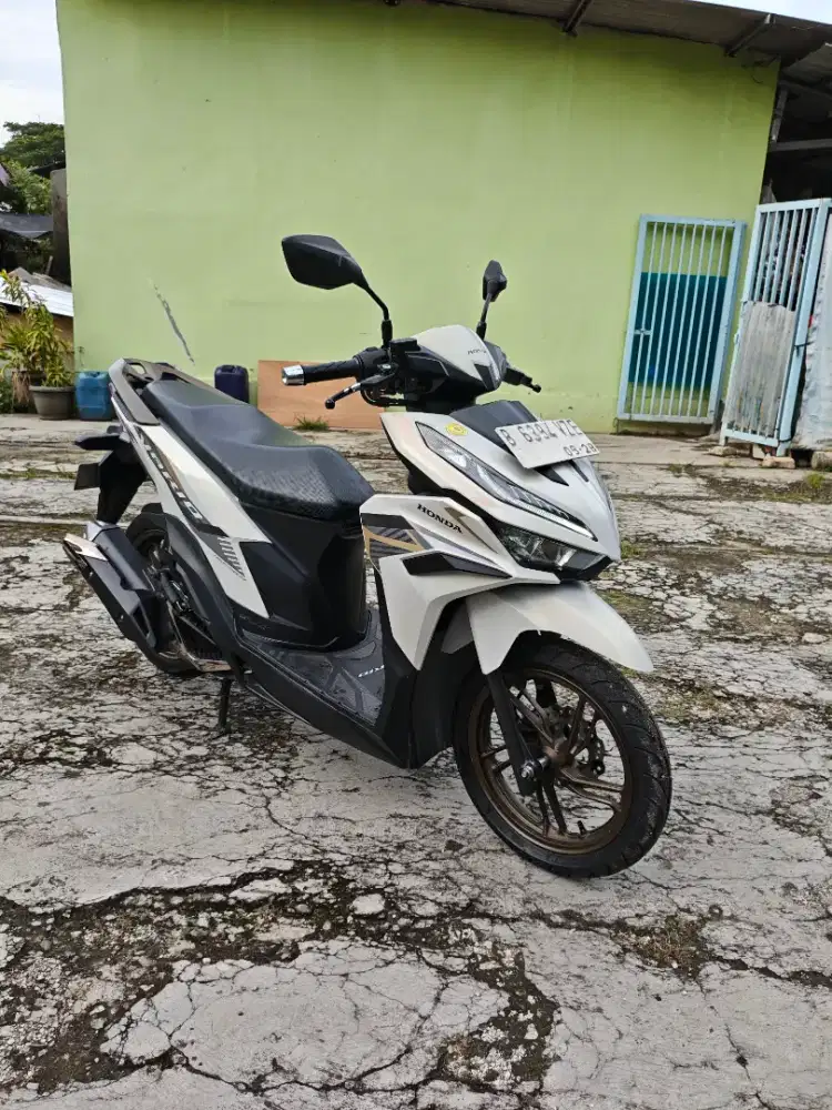•dijual Vario New 2023 Gen2 125cc surat lengkap