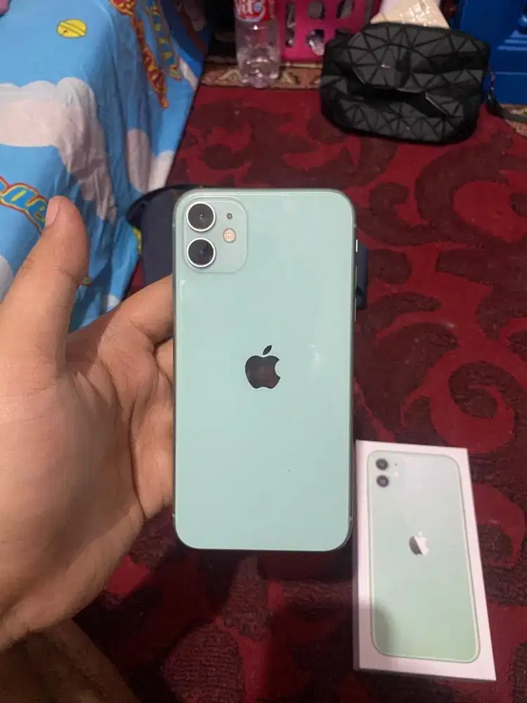 iPhone 11 64gb ibox