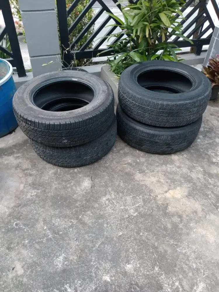 Jual ban mobil 4 buah