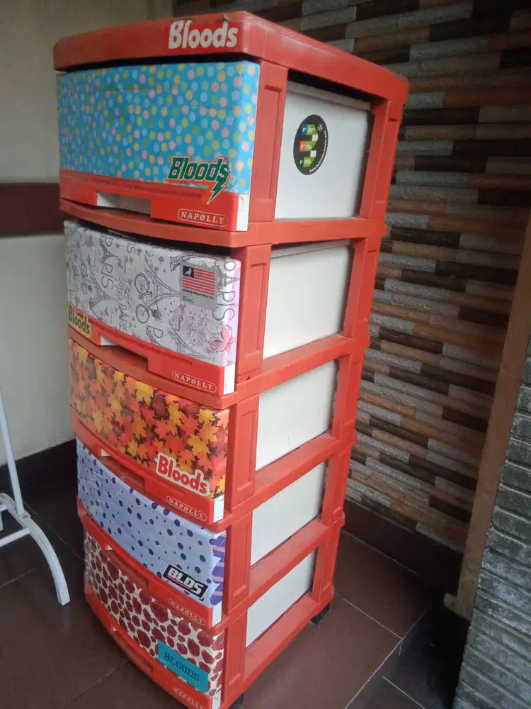 Lemari plastik excell