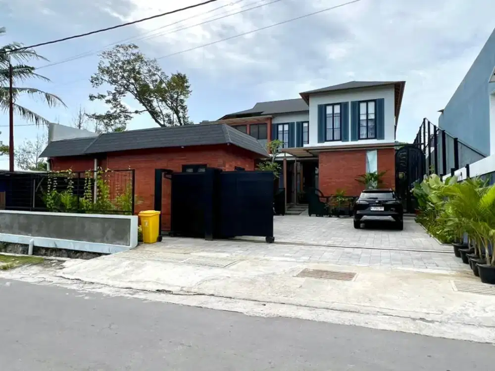 DIJUAL RUMAH VILLA, NYAMAN , ASRI LOKASI JALAN KALIURANG KM. 12.5  SLEMAN YOGYAKARTA (DEKAT KAMPUS UII)