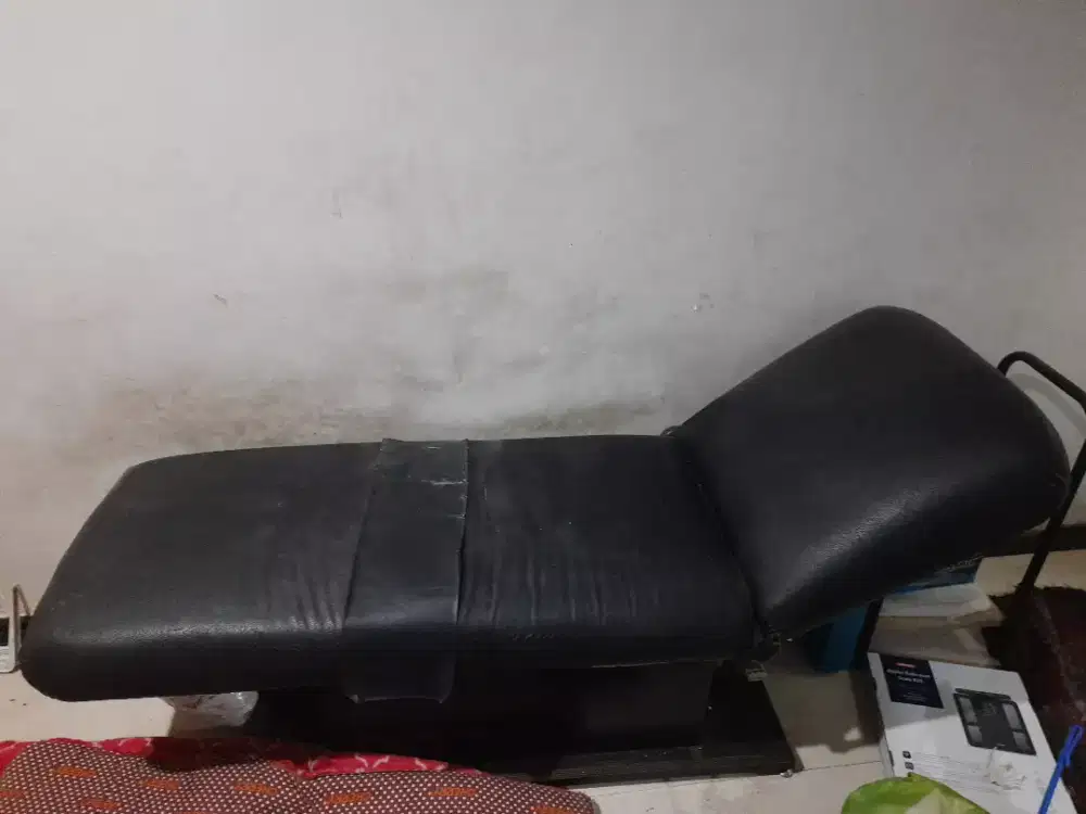 Bed serbaguna Facial