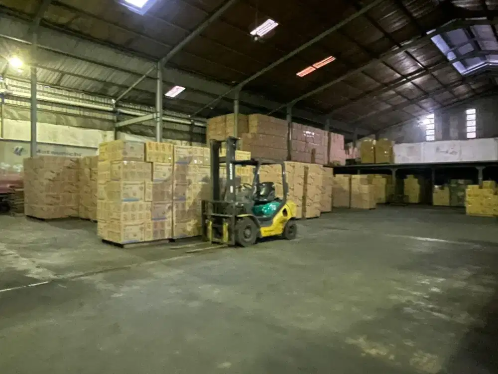 Disewakan Gudang Margomulyo Indah Surabaya 2 Tingkat LT2392/LB3300 Akses Kontainer