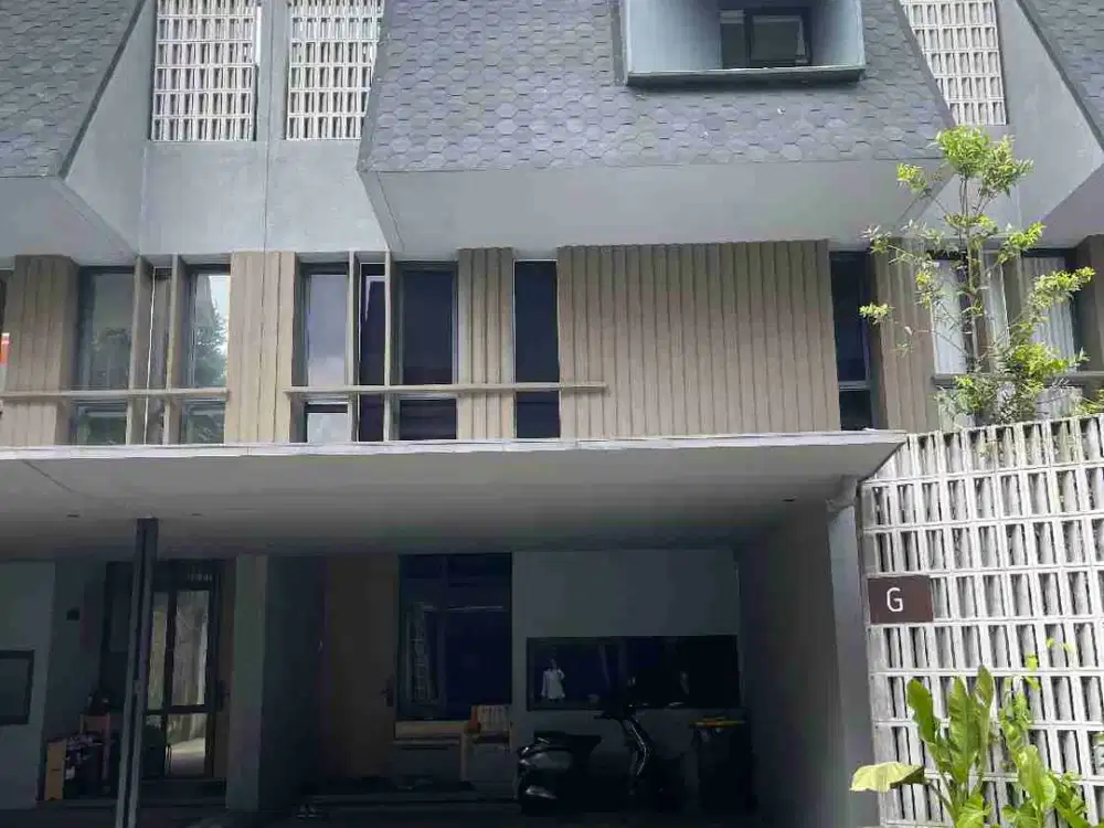 Dijual town house Cilandak Pondok Labu