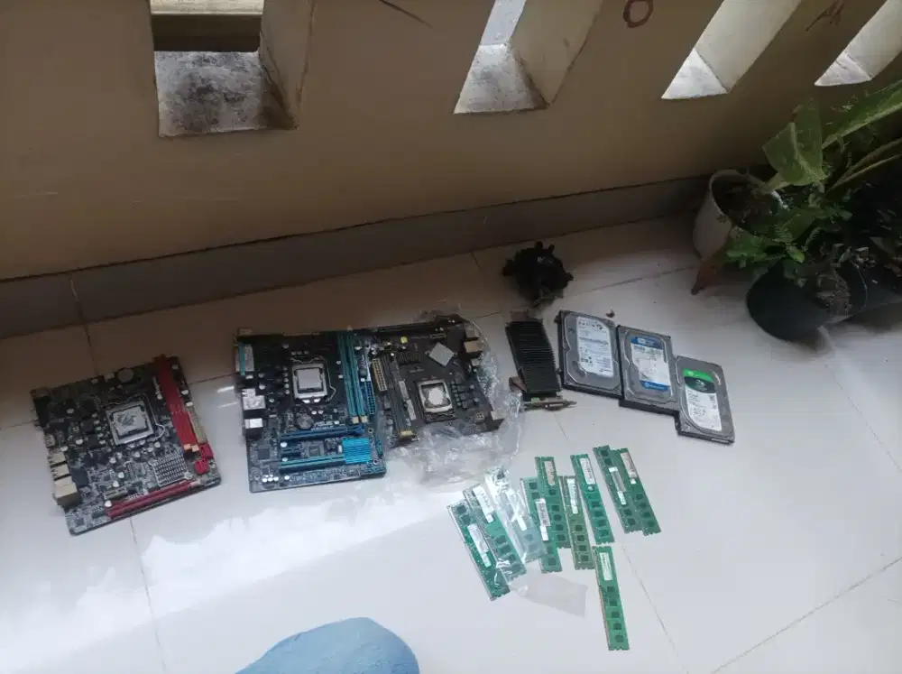 Mainboard bekas warnet